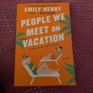 People We Meet on Vacation by Emily Henry (May 11 2021, Paperback